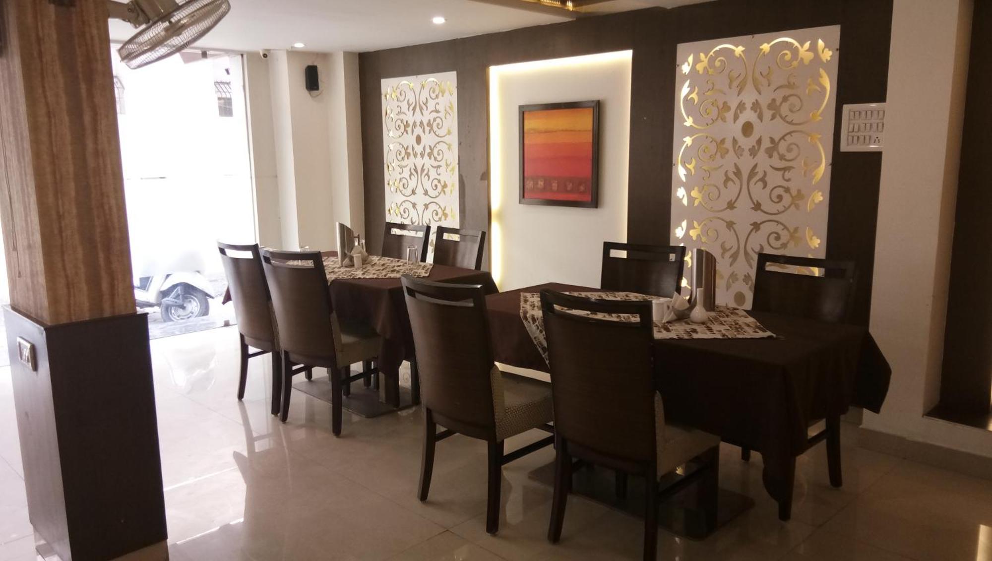 Hotel Banjara โบปาล ภายนอก รูปภาพ