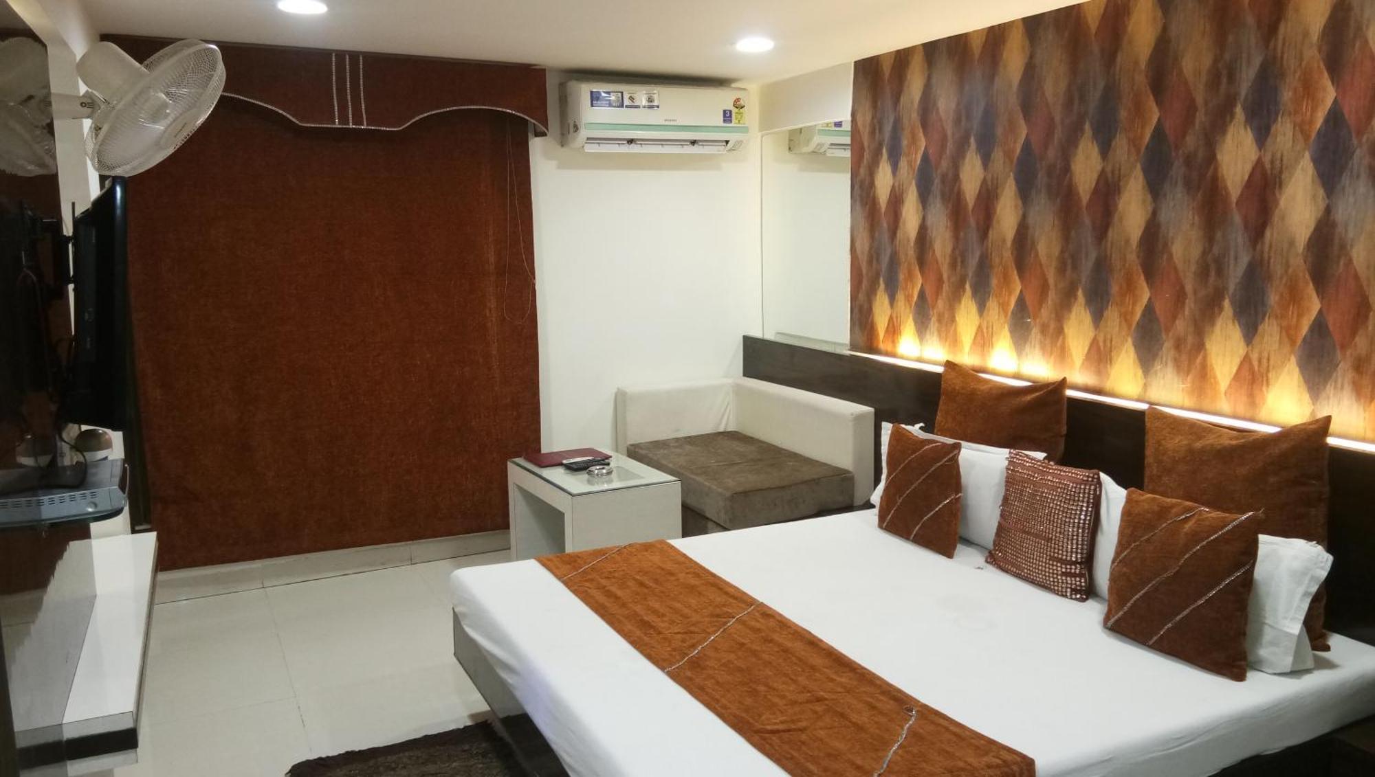 Hotel Banjara โบปาล ภายนอก รูปภาพ