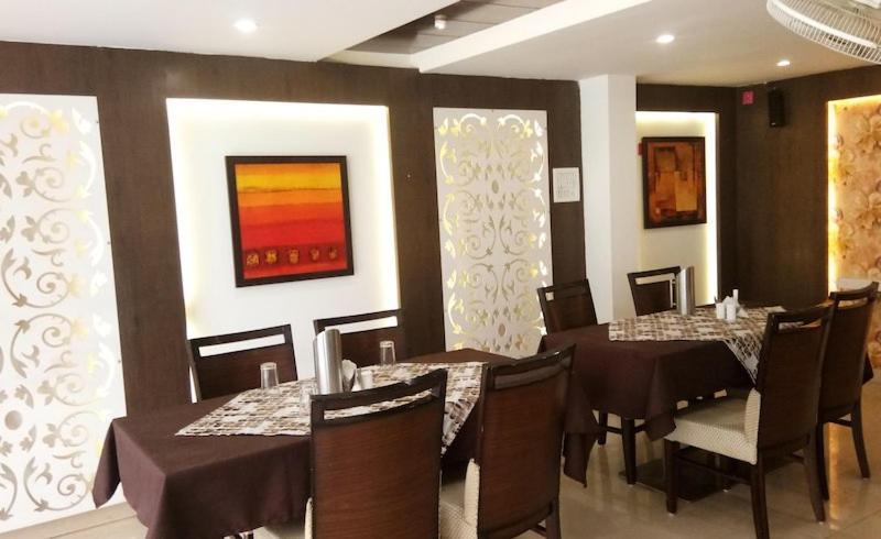 Hotel Banjara โบปาล ภายนอก รูปภาพ