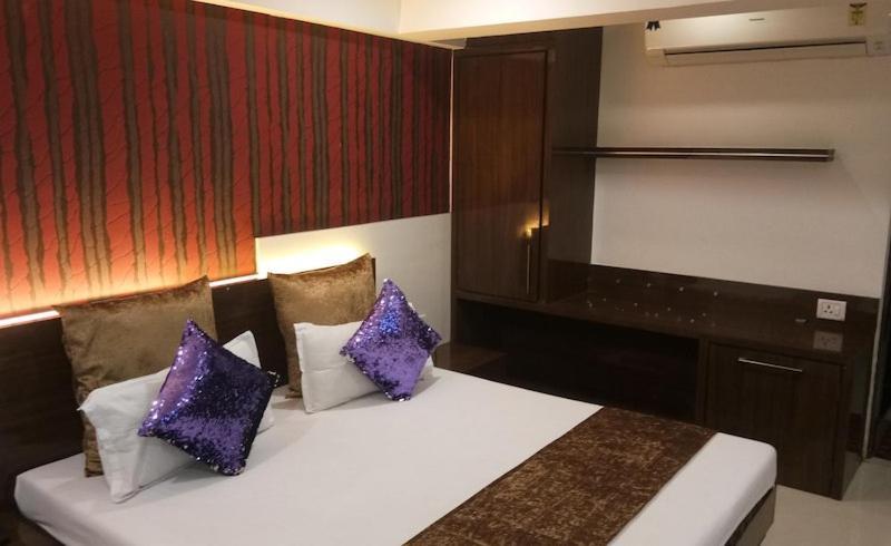 Hotel Banjara โบปาล ภายนอก รูปภาพ